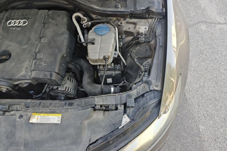 Used Audi A6L 2012 TFSI Standard Model Engine Bay Left