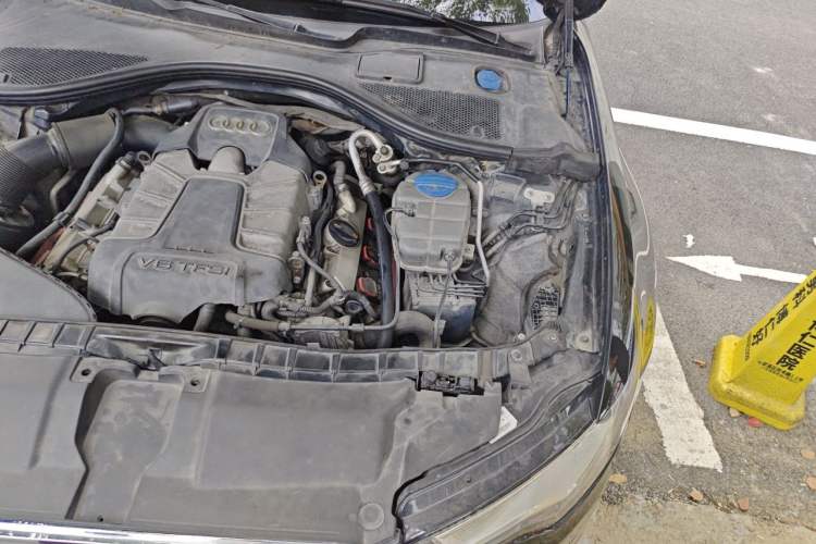Used Audi A6L 2012 50 TFSI quattro Luxury Model Engine Bay Left