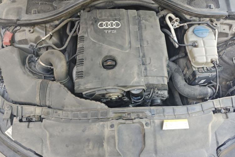 Used Audi A6L 2012 TFSI Standard Model Engine Bay