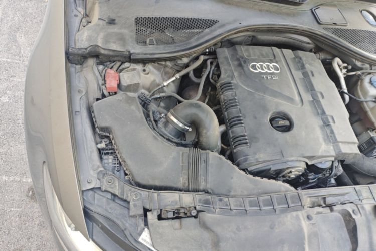 Used Audi A6L 2012 TFSI Standard Model Engine Bay Right