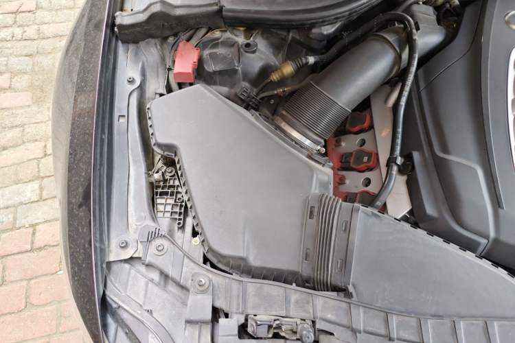 Used Audi A6L 2012 30 FSI Comfort Model Engine Bay Right