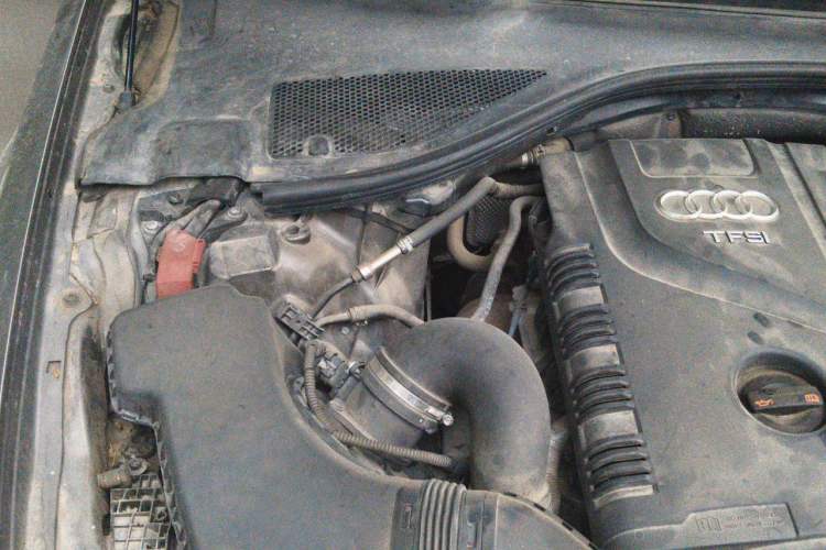 Used Audi A6L 2012 TFSI Standard Model Engine Bay Right