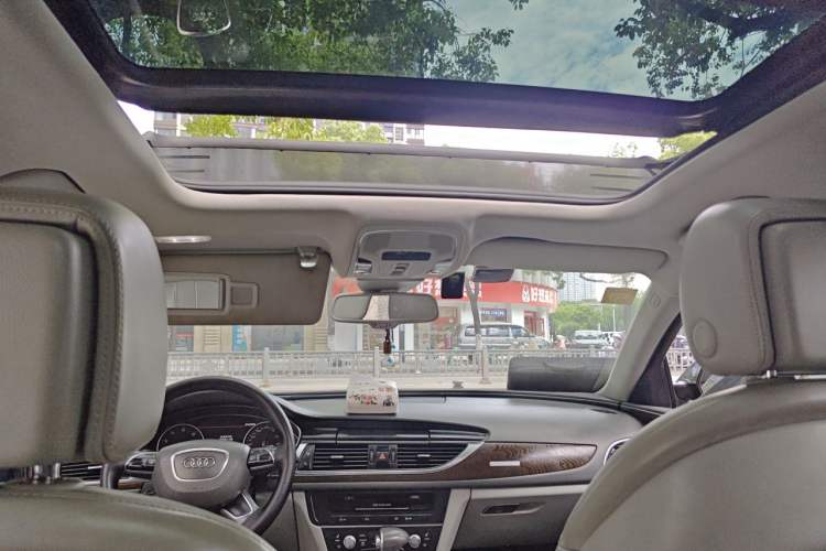 Used Audi A6L 2012 50 TFSI quattro Luxury Model Headliner