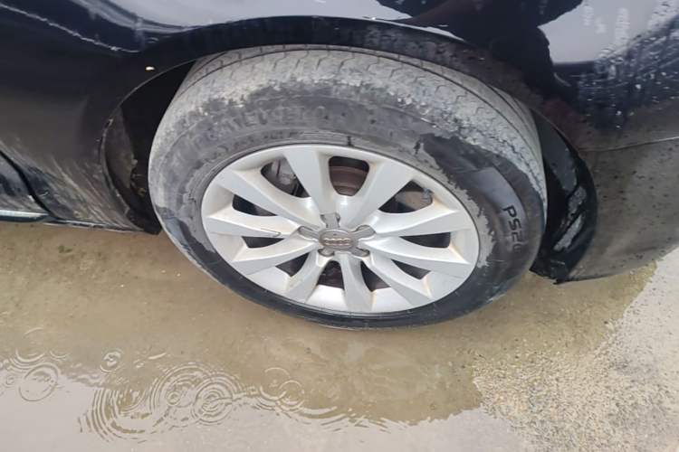 Used Audi A6L 2012 30 FSI Technology Edition Right Front Wheel Hub