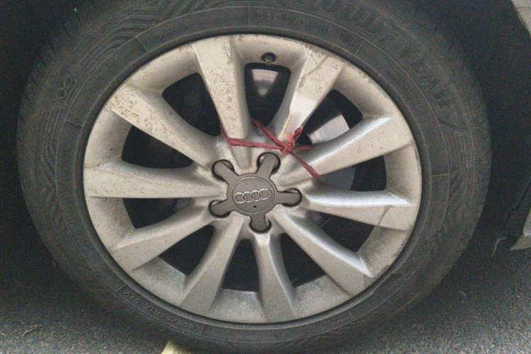 Used Audi A6L 2012 TFSI Standard Model Right Front Wheel Hub
