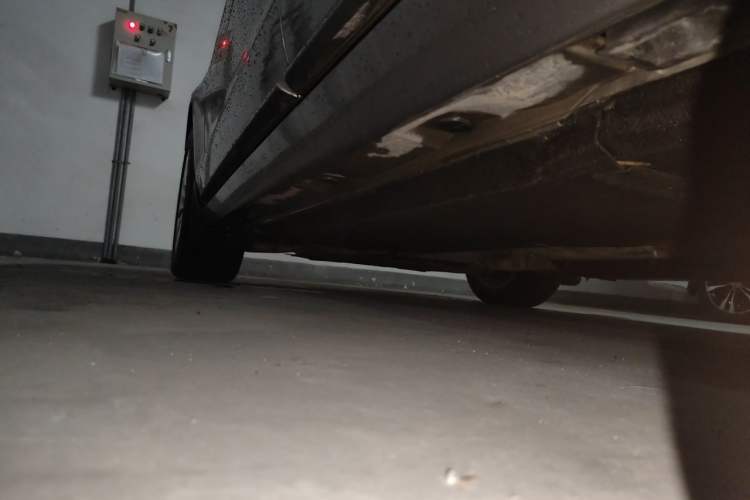 Used Audi A6L 2012 TFSI Standard Model Chassis Rear Left