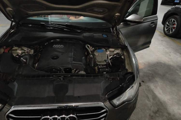 Used Audi A6L 2012 TFSI Standard Model Engine Bay Left