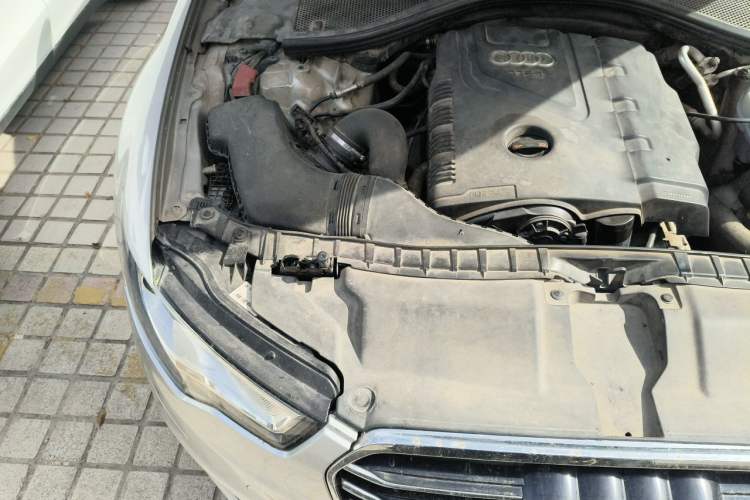 Used Audi A6L 2012 TFSI Comfort Model Engine Bay Right