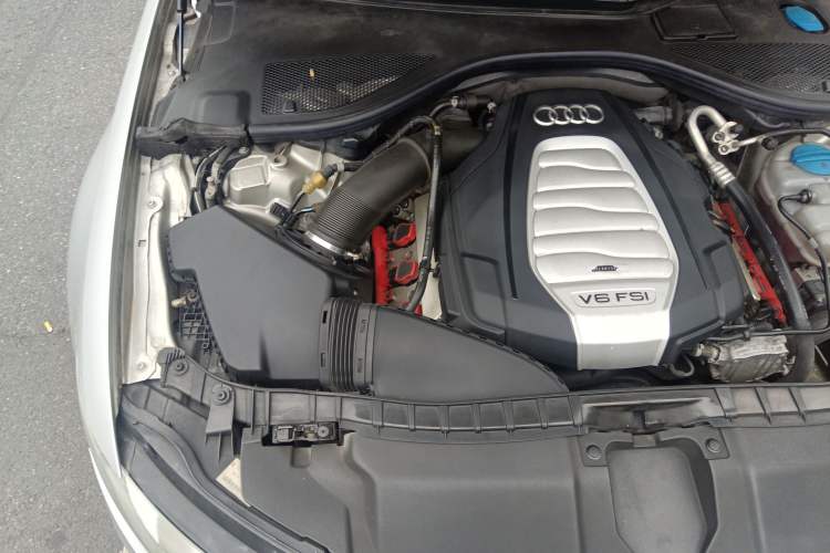 Used Audi A6L 2012 30 FSI Comfort Model Engine Bay Right