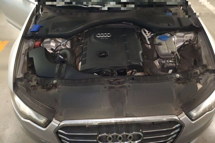 Used Audi A6L 2012 TFSI Standard Model Engine Bay