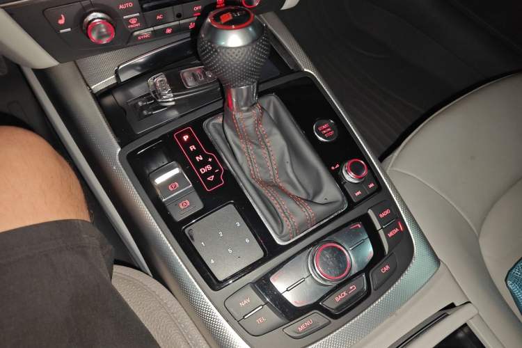 Used Audi A6L 2012 TFSI Comfort Model Gear Lever