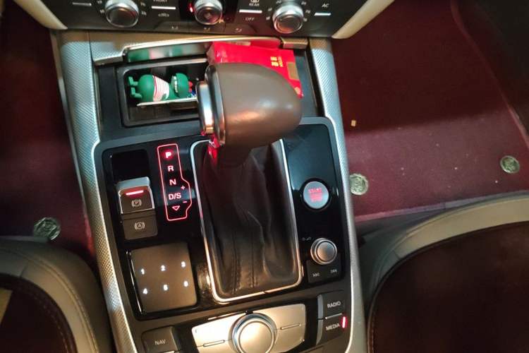 Used Audi A6L 2012 TFSI Standard Model Gear Lever