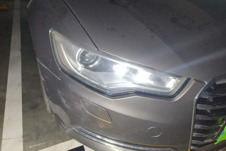 Used Audi A6L 2012 30 FSI Comfort Model Right Front Headlight