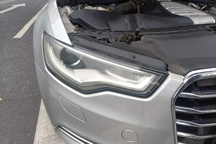 Used Audi A6L 2012 30 FSI Comfort Model Right Front Headlight