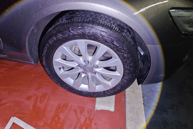 Used Audi A6L 2012 TFSI Comfort Model Right Front Wheel Hub