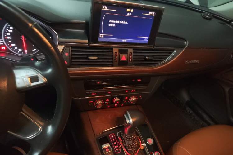 Used Audi A6L 2012 TFSI Standard Model Audio And AC Panel