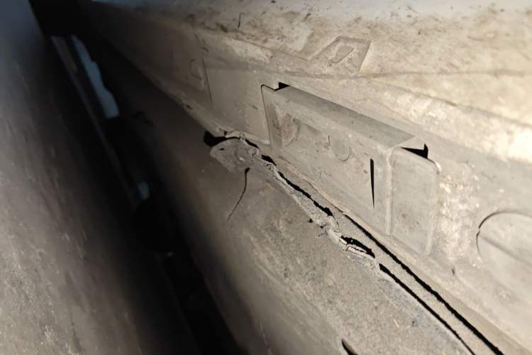 Used Audi A6L 2012 TFSI Standard Model Chassis Front Right