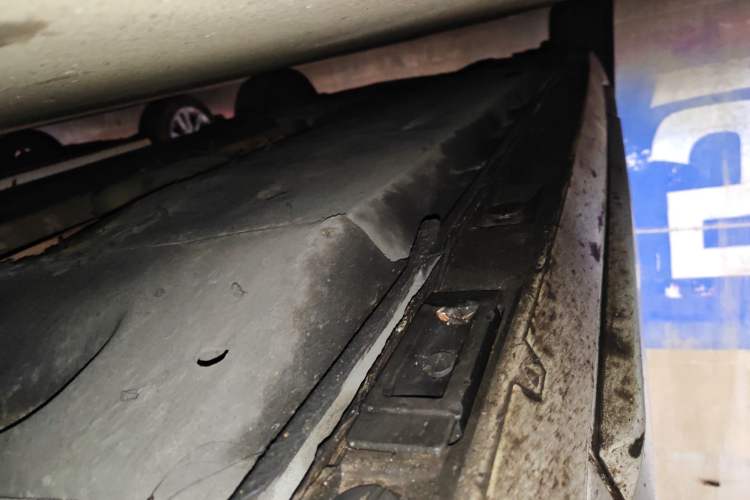 Used Audi A6L 2012 TFSI Standard Model Chassis Front Right