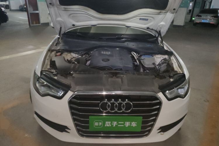 Used Audi A6L 2012 TFSI Standard Model Engine Bay