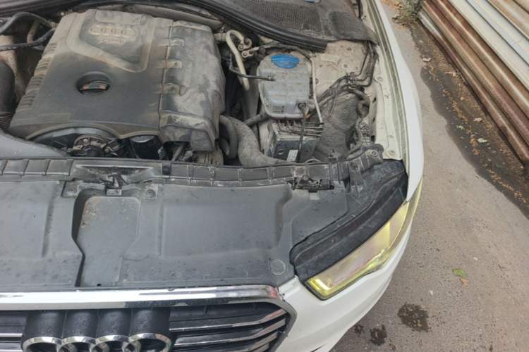 Used Audi A6L 2012 TFSI Standard Model Engine Bay Left