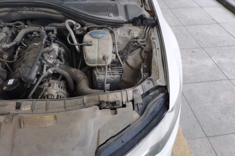 Used Audi A6L 2012 TFSI Comfort Model Engine Bay Left