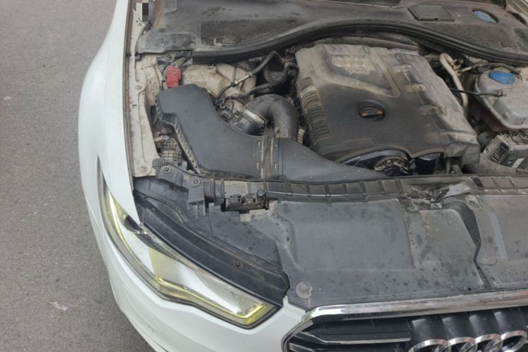 Used Audi A6L 2012 TFSI Standard Model Engine Bay Right