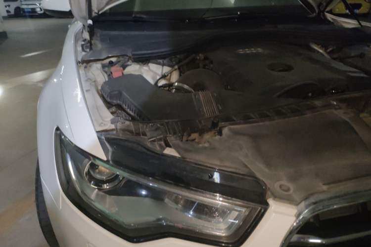Used Audi A6L 2012 TFSI Standard Model Engine Bay Right