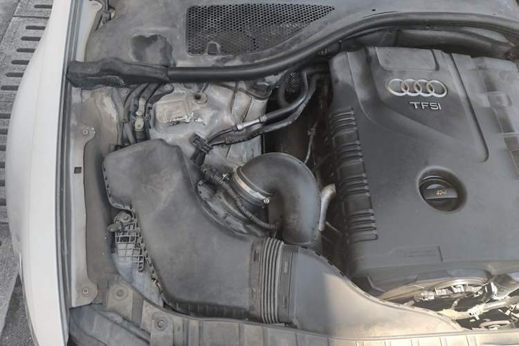 Used Audi A6L 2012 TFSI Manual Base Model Engine Bay Right