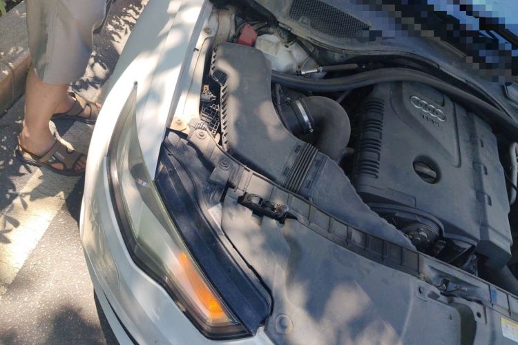 Used Audi A6L 2012 TFSI Standard Model Engine Bay Right