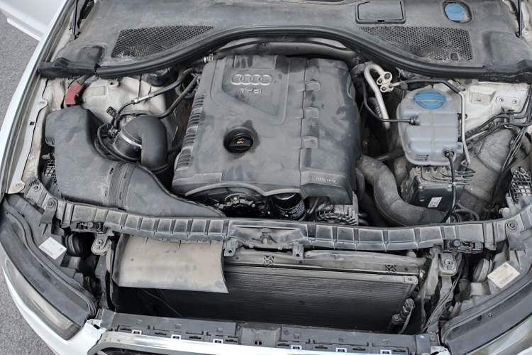 Used Audi A6L 2012 TFSI Manual Base Model Engine Bay