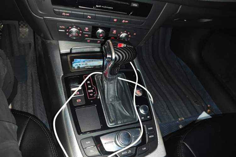 Used Audi A6L 2012 TFSI Standard Model Gear Lever