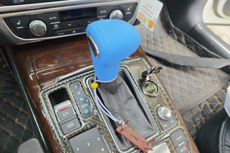 Used Audi A6L 2012 30 FSI Comfort Model Gear Lever