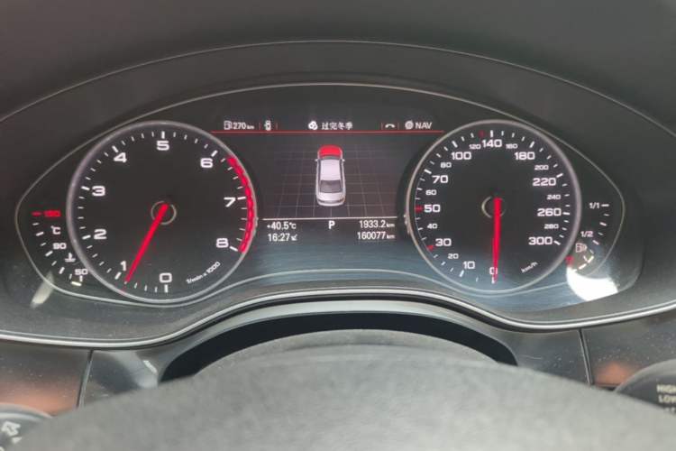 Used Audi A6L 2012 TFSI Standard Model Odometer Close Up