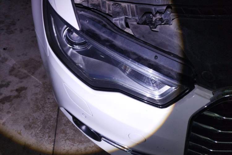 Used Audi A6L 2012 TFSI Standard Model Right Front Headlight