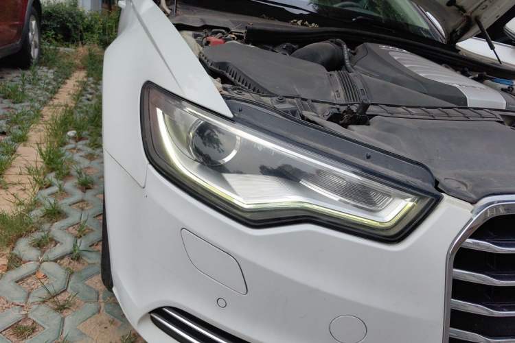 Used Audi A6L 2012 30 FSI Comfort Model Right Front Headlight