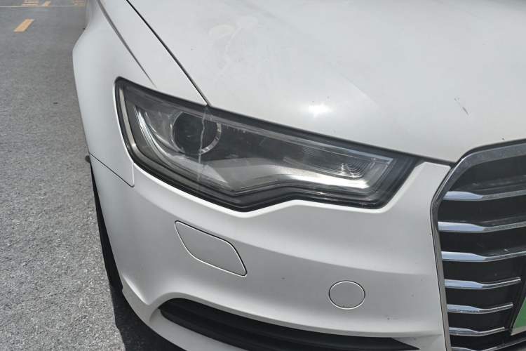 Used Audi A6L 2012 TFSI Manual Base Model Right Front Headlight