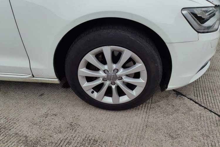 Used Audi A6L 2012 TFSI Comfort Model Right Front Wheel Hub