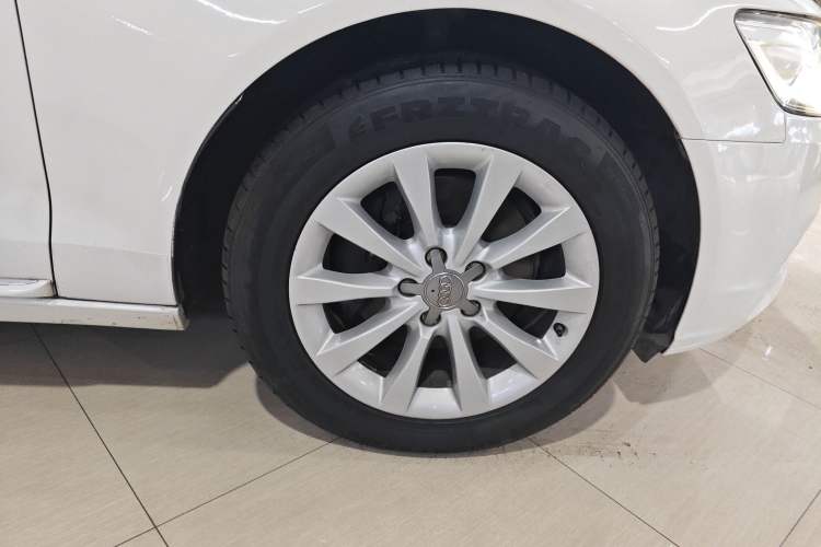 Used Audi A6L 2012 30 FSI Comfort Model Right Rear Wheel Hub