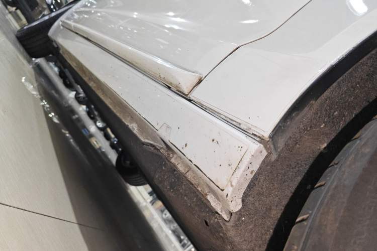 Used Audi A6L 2012 30 FSI Comfort Model Right Side Sill