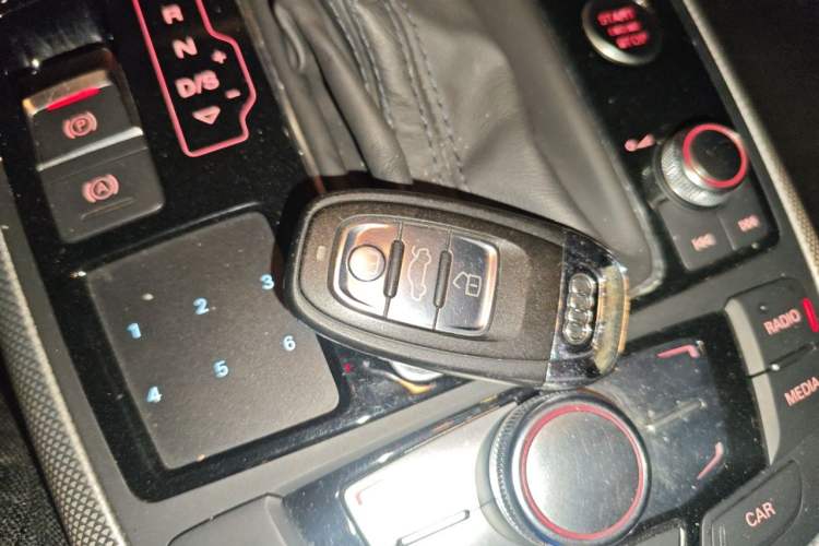 Used Audi A6L 2012 TFSI Standard Model Vehicle Key