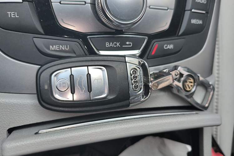 Used Audi A6L 2012 TFSI Manual Base Model Vehicle Key