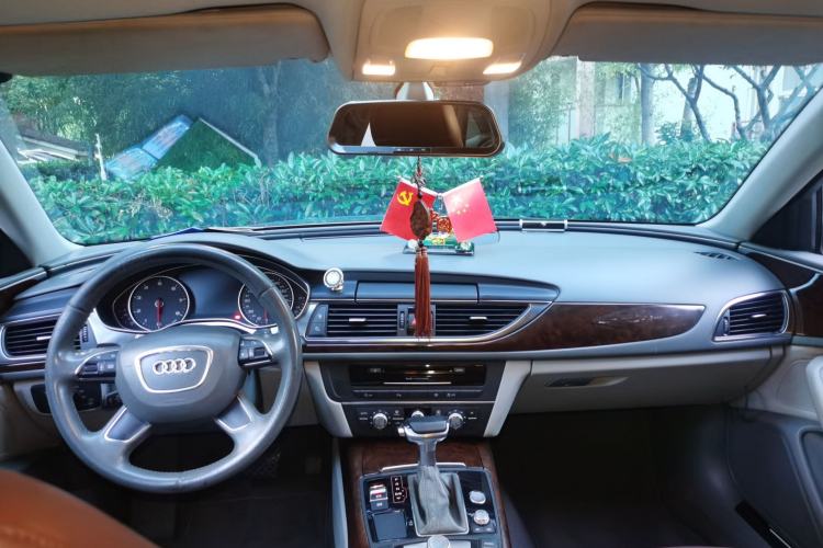Used Audi A6L 2012 TFSI Standard Model Center Console
