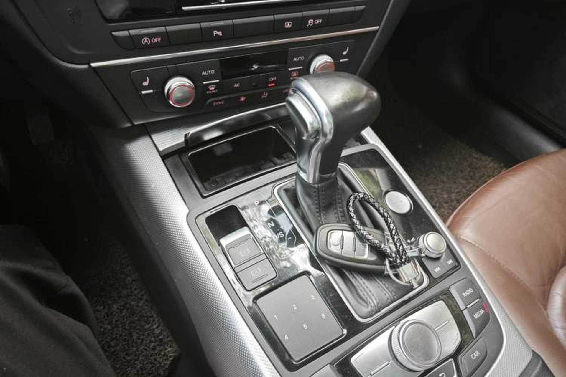 Used Audi A6L 2012 30 FSI Comfort Model Gear Lever