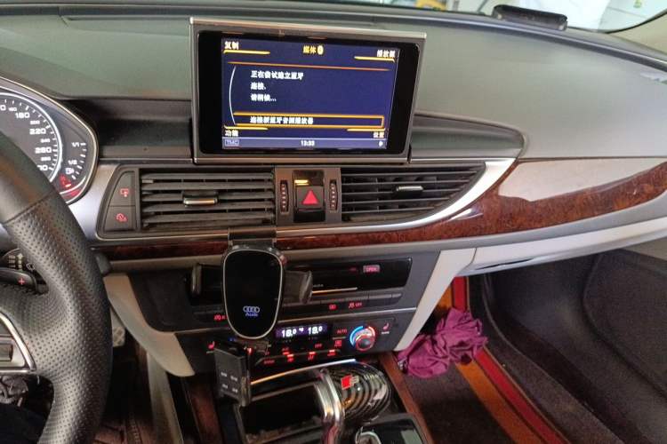 Used Audi A6L 2014 30 FSI Comfort Model Audio And AC Panel