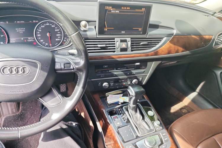 Used Audi A6L 2014 30 FSI Comfort Model Audio And AC Panel