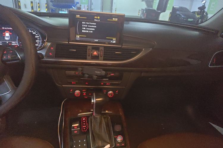 Used Audi A6L 2014 30 FSI Comfort Model Audio And AC Panel