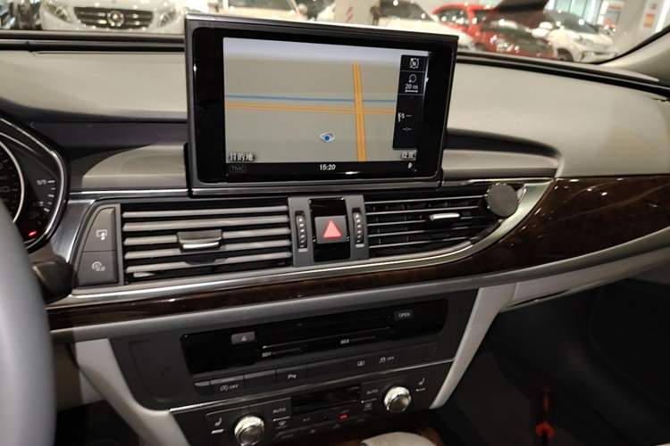 Used Audi A6L 2014 TFSI Comfort Model Audio And AC Panel