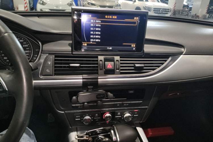 Used Audi A6L 2014 TFSI Standard Model Audio And AC Panel