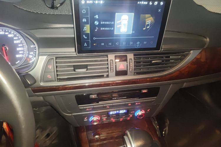 Used Audi A6L 2014 30 FSI Luxury Model Audio And AC Panel