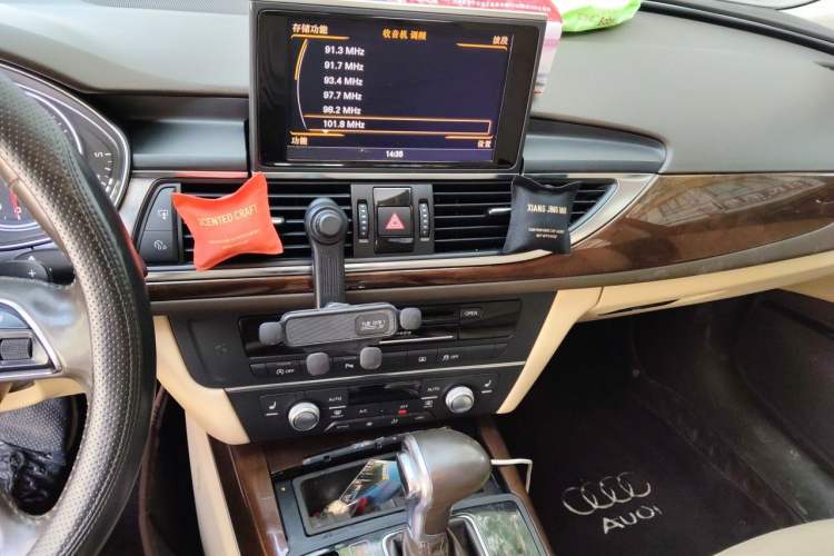 Used Audi A6L 2014 30 FSI Luxury Model Audio And AC Panel